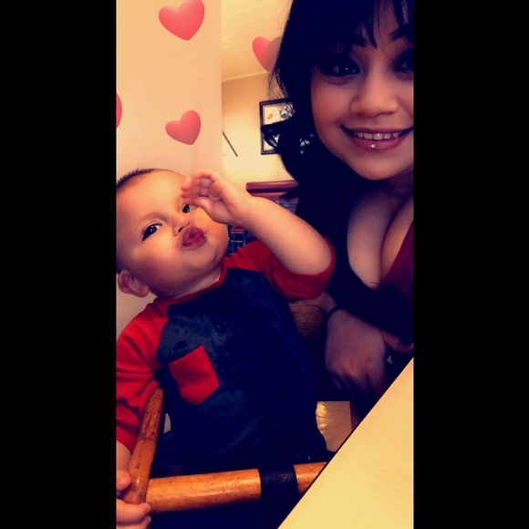 Meet your Posher, Mayra - Picture 1 of 1